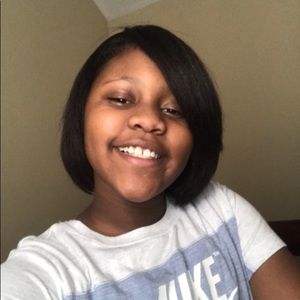 Meet your Posher, Arielle